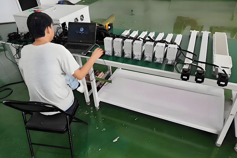 伺服电缸的集群控制：从单机到系统