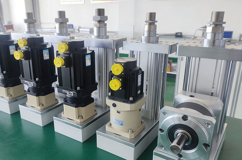 电缸减速器一般在什么位置?